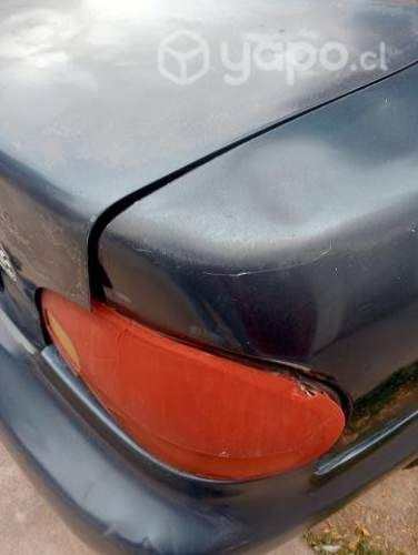 Se vende  HYUNDAI ACCENT  1997