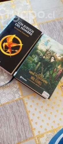 Libros, audífonos y HDD