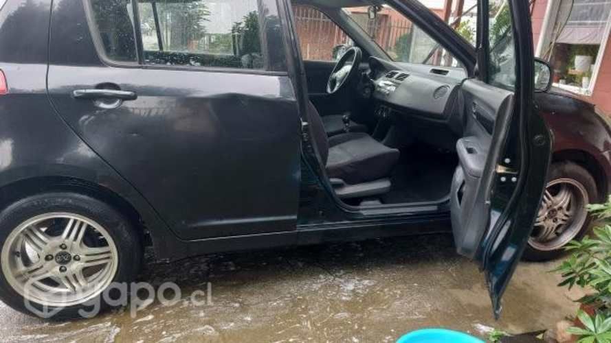 Vendo vehículo suzuki Swift 1.5 , año 2008
