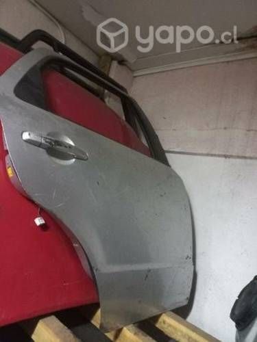 Puerta trasera derecha suzuki sx4 2011 de. desarme
