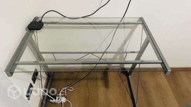 Escritorio de vidrio