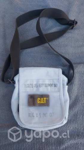 Bolsito CAT $ 10.000.-