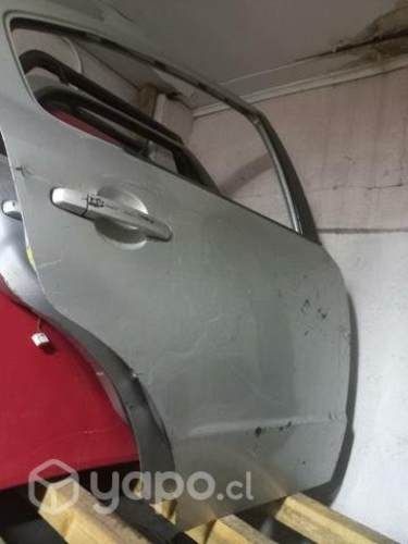 Puerta trasera derecha suzuki sx4 2012 sedan