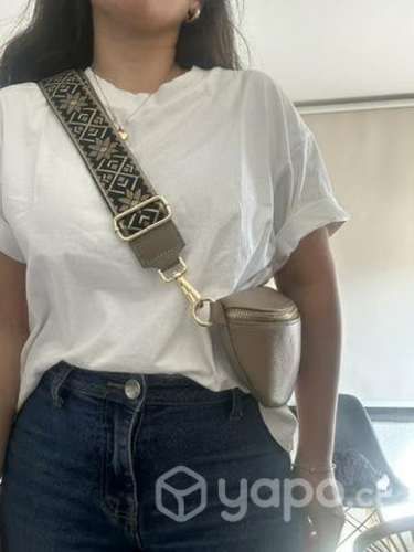 Cartera riñonera italiana de cuero