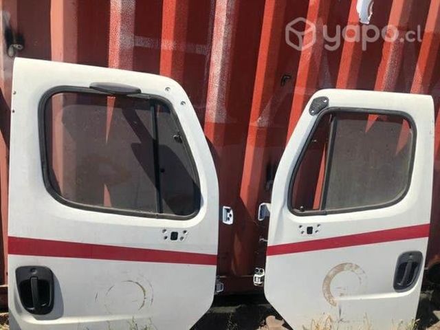 Puertas M2 Freightliner