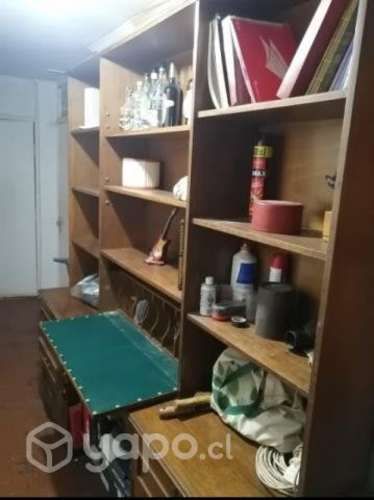 Aparador grande con repisas y escritorio