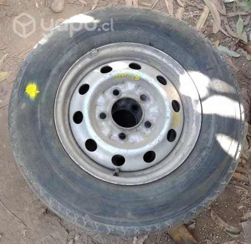 Llanta Fierro Con Neumático Kia Frontier 2.5