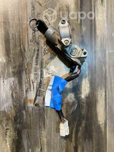 Chapa de contacto Nissan D21 año 2007