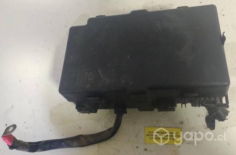 Caja C/Relay Fusible Motor (BTM118) Mazda BT50 3.2