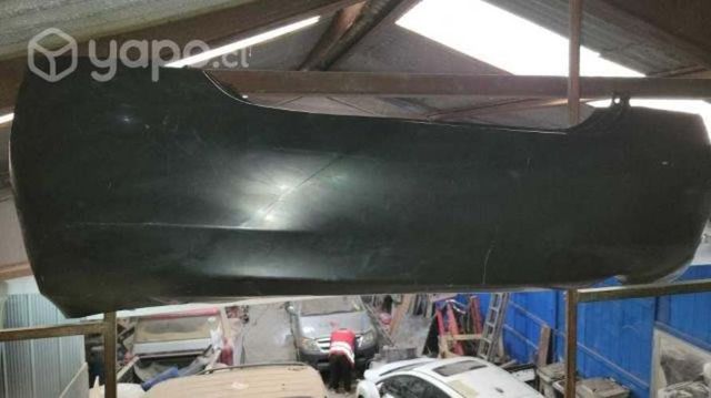 Parachoque trasero nisssan versa