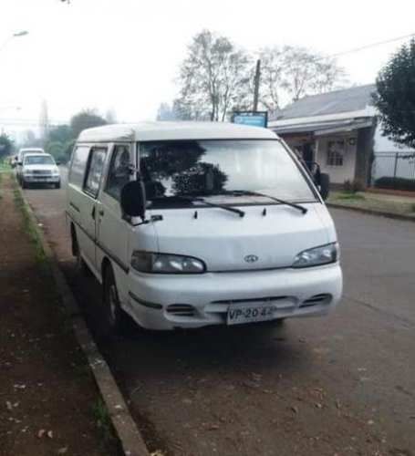 Vendo furgón Hyundai Grace van año 2003