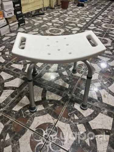 Piso de baño con medidas de aluminio nuevo