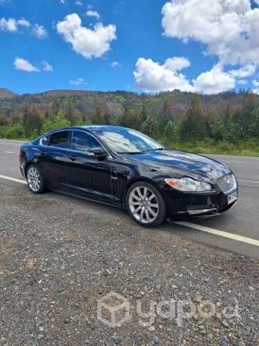 Vendo o permuto Jaguar XF 2009