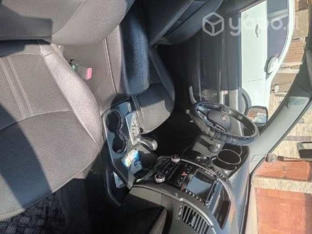 Vendo kia sorento.2010