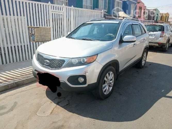 Vendo kia sorento.2010