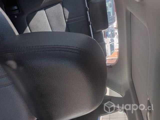 Vendo kia sorento.2010