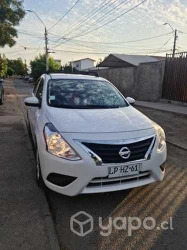 Nissan versa 2019
