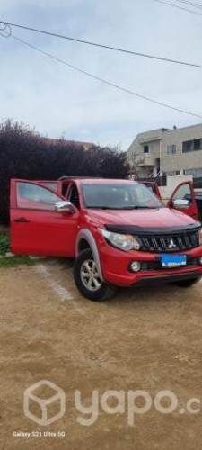 Mitsubishi l200 2016