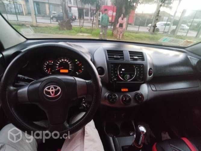 Toyota rav 4, año 2011