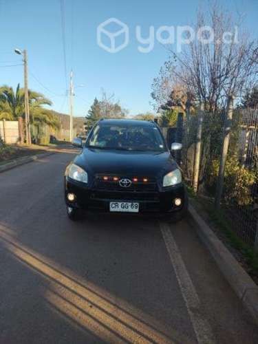 Toyota rav 4, año 2011