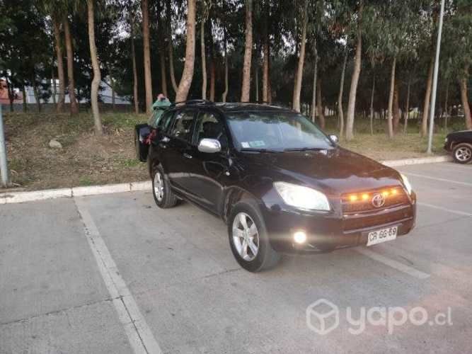 Toyota rav 4, año 2011