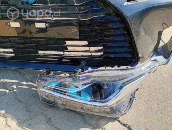Optico izquierdo ORIGINAL Toyota Yaris 2024