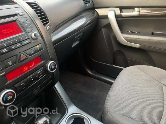 Kia motors sorento 2012