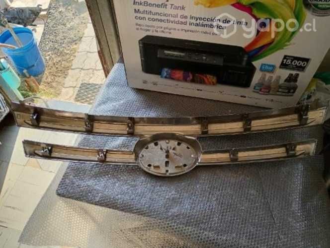 Bisel máscara Toyota Rush 2022 2023 2024 Original