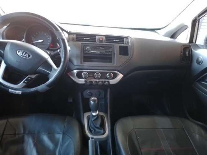 Vendo kia rio 4 conversable. Se responde whatsapp