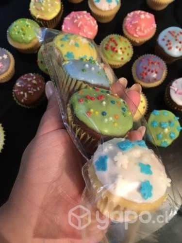 Mini donas y mini cupcakes