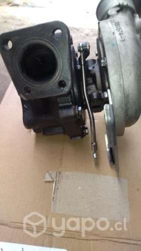 Turbo MAXUS V80 2021