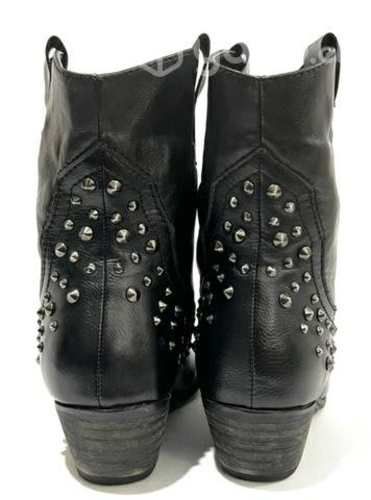 Botín Tachas Sintético Marca Alaniz N*36 Negro