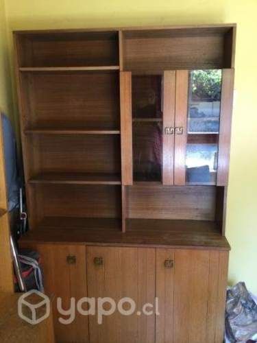 Por traslado liquido LIBRERO