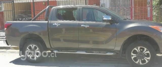 Vendo camioneta mazda bt50 año 2018