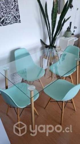 4 hermosas sillas