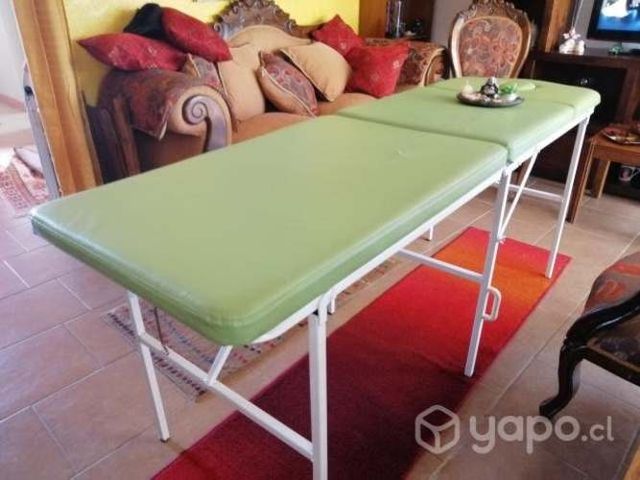 Camilla, se transforma en maleta, es desarma