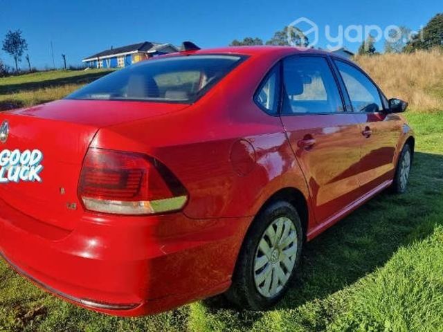 Volkswagen polo sedan 2017