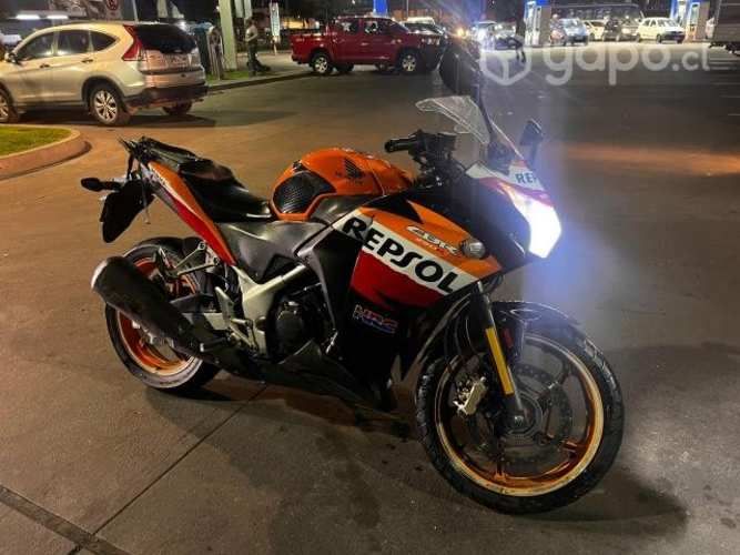 Vendo honda CBR250 RA