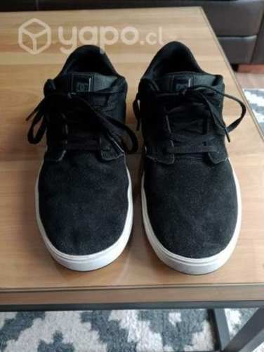 Zapatillas marca D&C talla 9.5 poco uso