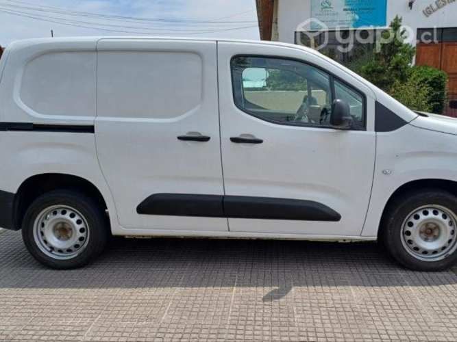Opel Combo Diesel 1.6 TD L1 2021 MT