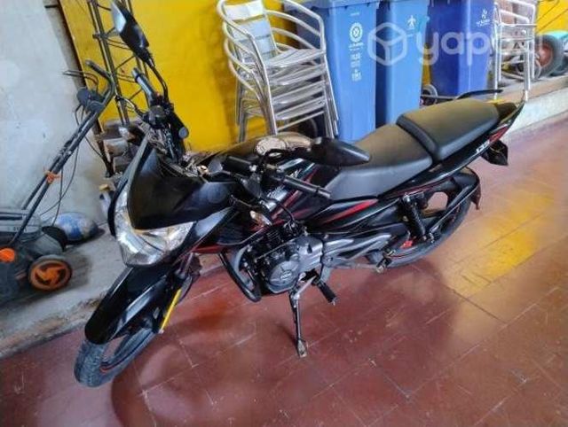 Moto Pulsar Bajaj 135