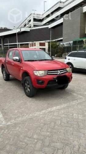 Mitsubishi L200 KATANA CRT 4X4 2.5 2012
