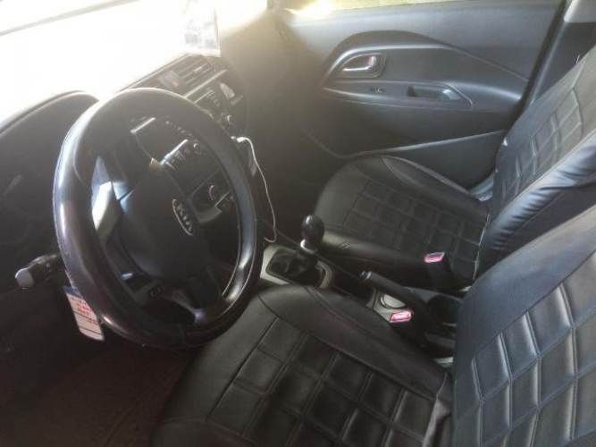 Kia rio 4