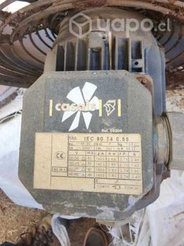 Ventilador industrial helicoidal seminuevo