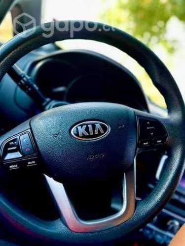 Se vende Kia rio 5
