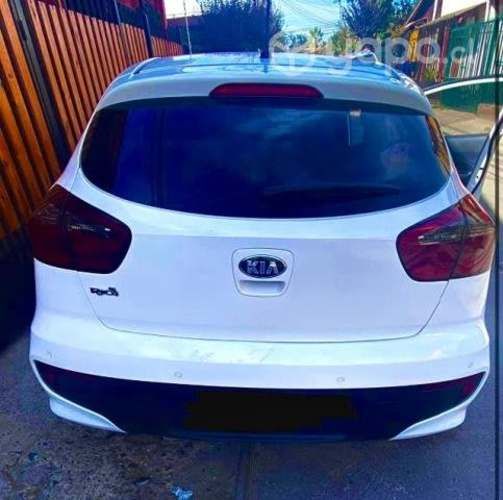 Se vende Kia rio 5