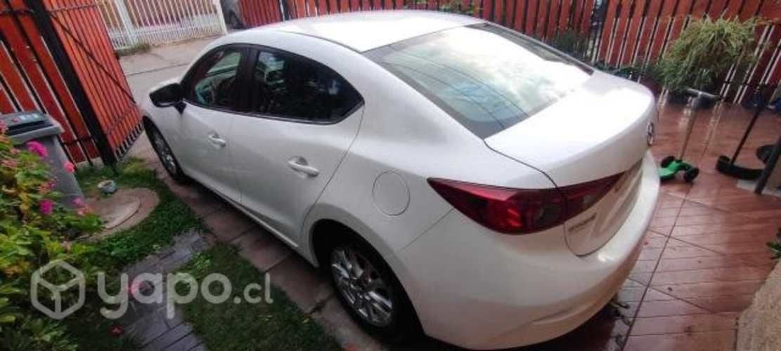 Mazda 3 2016
