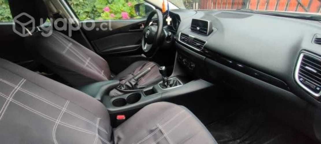 Mazda 3 2016