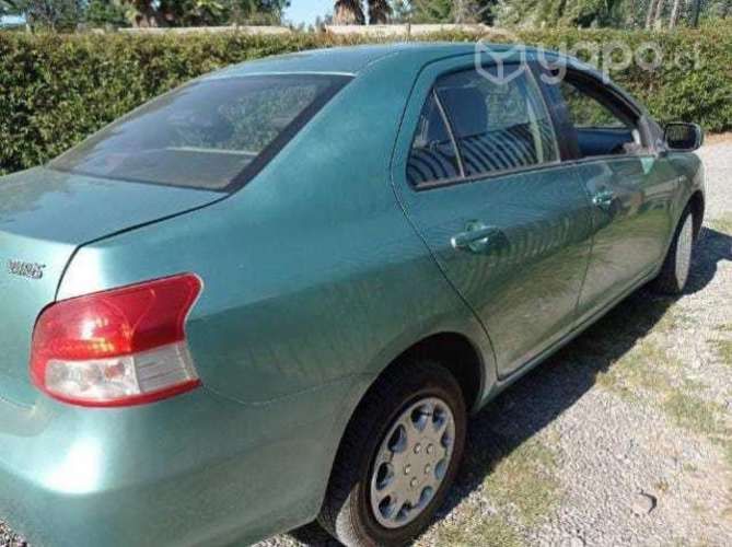Toyota yaris 2009