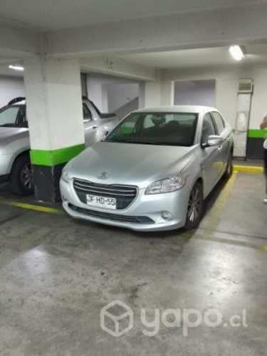 Peugeot 301 2017 automático oportunidade